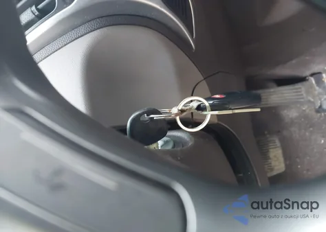 2011 Hyundai Tucson Gls z USA, uszkodzony, nr VIN KM8JU3AC9BU299837